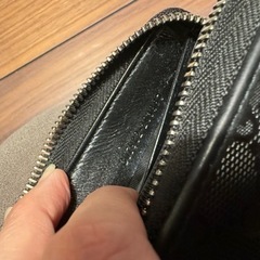 財布
の画像