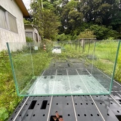 引き取り限定　ジェックス　ガラス水槽　縦55㎝　幅90㎝　横40㎝の画像