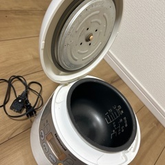 炊飯器の画像