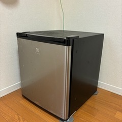 エレクトロラックス　小型冷蔵庫