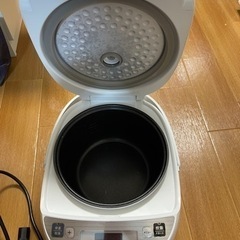 家電 キッチン家電 炊飯器の画像