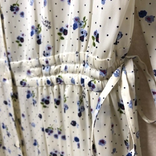 新品！ブルーレーベルクレストブリッジ 小花柄ワンピース 38
