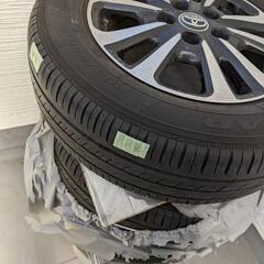 車のパーツ タイヤ、ホイール