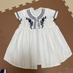 女の子　ベビー　前あきワンピース　80サイズ