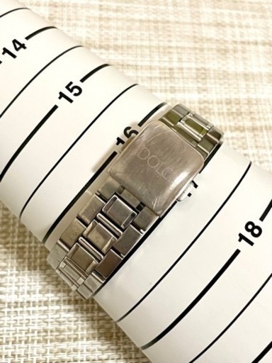 [1999年製:希少美品/稼働]SEIKO Dolce セイコードルチェ TITANIUM/フルチタン/シェル文字盤/腕時計
