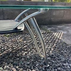 ガラステーブルの画像