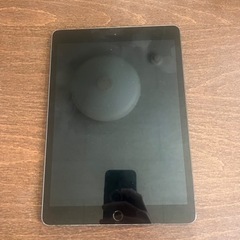 iPad 8世代 Wi-Fiモデル 128GB
