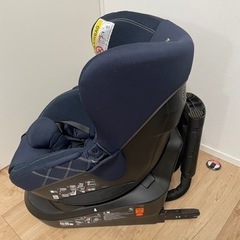 エールベベ　チャイルドシートの画像