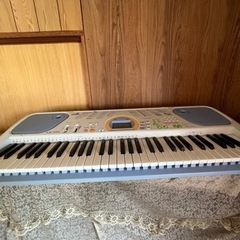 電子ピアノの画像