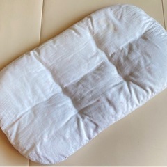 ねんねクッション　抱っこ布団の画像