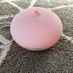 値下げ中！！美品！超音波振動アロマディフューザー【アロマ付き】の画像