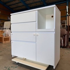 お話中☆収納家具☆キッチンボード☆食器棚☆レンジボード☆格安☆中古☆配達相談可能☆早い者勝ち🫵🏾新生活に♪の画像