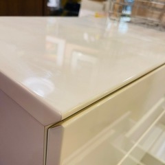 《売約済》【池上店】衣類収納　タンス　チェスト　ハイチェスト　ホワイト　白　白家具　収納　引き出し　エナメル　検　エレア　elea クエス　カレナ　マルミツ　丸光　チェスト　箪笥　引き出し　衣類収納　　ホワイト　白家具　アクリル　エナメル　ハイチェスト　ニトリ　NITORI　大容量　収納力　タンス　 🚚運搬無料エリア有 / 大田区 リサイクルショップ 🪜Lumberroom - ランバールーム - 池上店 / 池上駅 大森駅 蒲田駅 最寄り🪜 の画像
