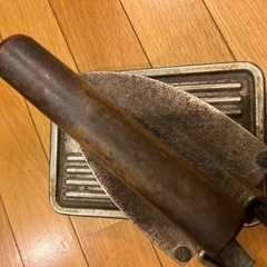 アイロン　骨董品の画像