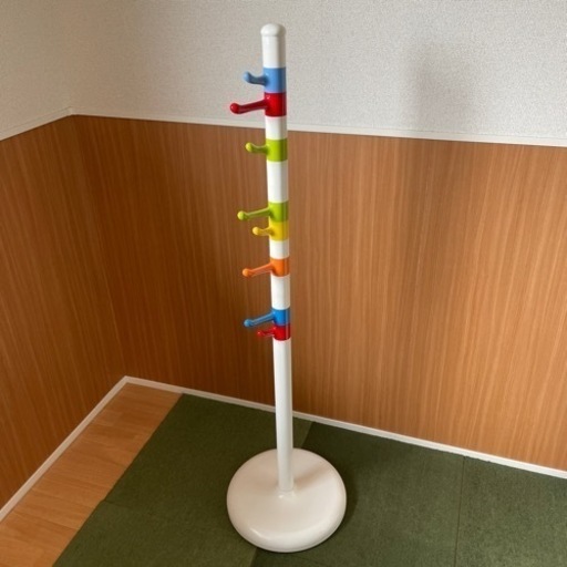 IKEA イケア KROKIG 洋服スタンド128 cm ホワイト／マルチカラー