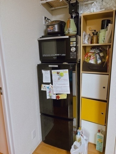 冷蔵庫、洗濯機、ソファなど