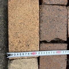 【取引完了】アンティークレンガ  23×11×5cm 【札幌市南区石山】の画像