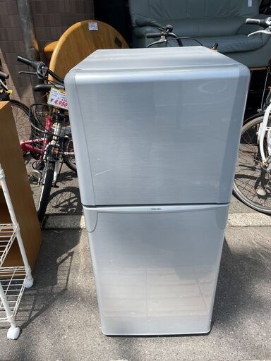 冷蔵庫　No.11815　東芝　120L　2010年製　YR-12T(S)　【リサイクルショップどりーむ荒田店】