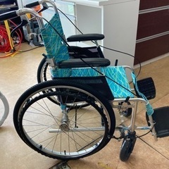 日進医療器　軽量　自走用　車椅子　　リサイクルショップ宮崎屋　佐土原店　24.4.28Fの画像