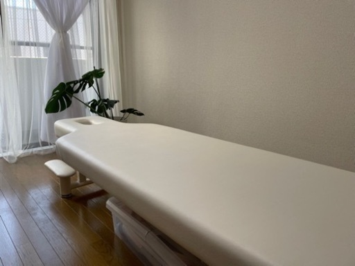 使用年数1年未満☆高田ベット整体ベッド【美品】マッサージベッド(施術台)