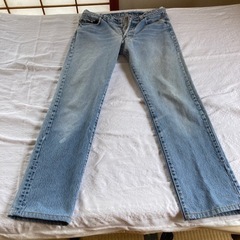 ダメージジーンズ小物の画像