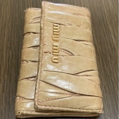miumiu   キーケースの画像