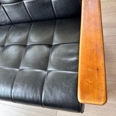 (受け渡し予定🙏)合皮製ソファ　134cm ×67cmの画像