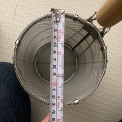 湯切り　麺　の画像
