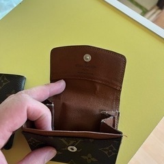 VUITTON 小銭入れの画像
