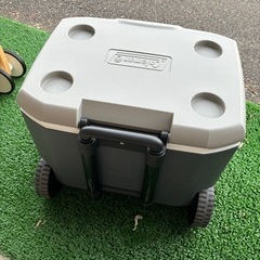 Coleman コールマン クーラーボックス キャスター付き キャンプ バーベキュー グランピング ショッピング の画像