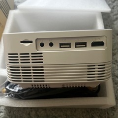 プロジェクター　小型　美品の画像