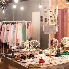 激安衣装レンタル店が都城市広原町に無人店舗でOPEN！　14日間→2.000円　30日間→3.000円と長期レンタルできて激安価格です。の画像