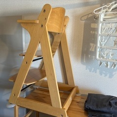 【江戸川区船堀　引き取り限定】子供用イス　可変タイプの画像