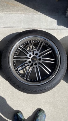 車のパーツ タイヤ、ホイール
