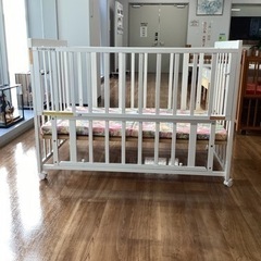 ベビーベッド【町田市再生家具】　240296