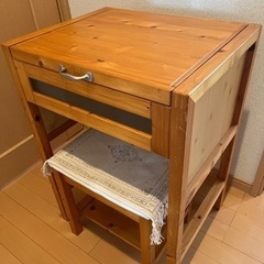 【週末限定値下げ】ドレッサーの画像