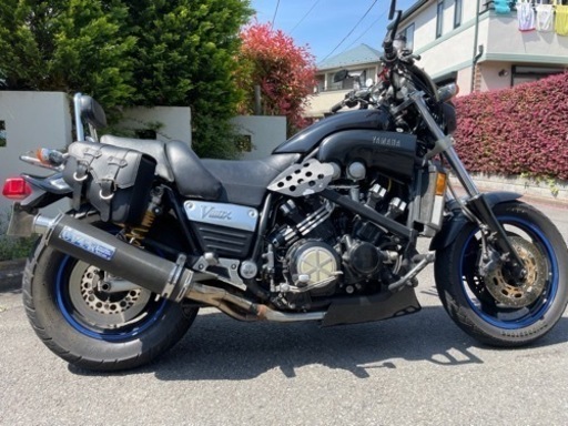 ヤマハ　YAMAHA VMAX1200 V-MAX ブイマックス　バイク　車体　大型バイク