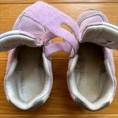 （値下げ中）ニューバランス子供シューズの画像