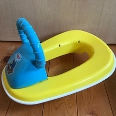 トーマス幼児用補助便座の画像