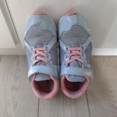 PUMAプーマ21.5cm子供用スニーカーの画像