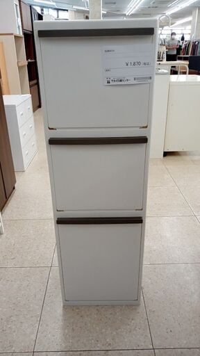 ★ジモティ割あり★  収納ボックス 白 H111.5×D25×W35 クリーニング済み TJ5583