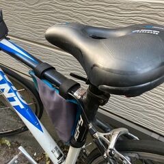 お届け可　ロードバイク　GIANT　耐パンクタイヤの画像