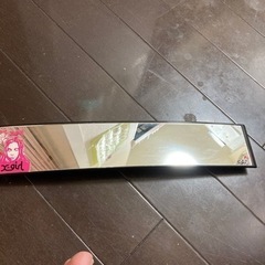 車のミラーの画像