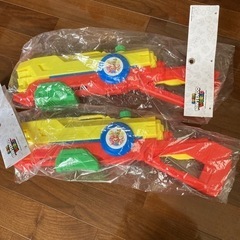 期間限定で値下げ！ユニバ　ウォーターシューター 水鉄砲　2個セッ...
