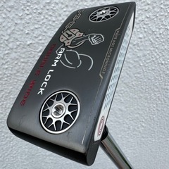 オデッセイ　ＡＲＭ　ＬＯＣＫ　＆　ＢＲＯＯＭＳＴＩＣＫ　アームロック　ＤＯＵＢＬＥ　ＷＩＤＥ　パター　３９インチの画像