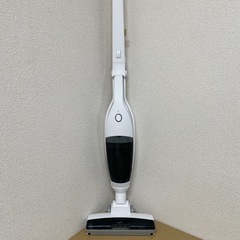 スティック型コードレスクリーナー　TAG label by amadamaの画像