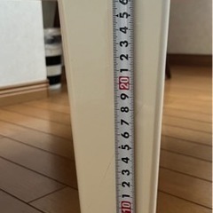 折りたたみテーブル（白）の画像