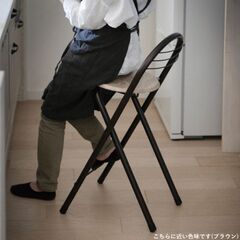 カウンターテーブル、折り畳み椅子2脚セットの画像