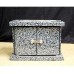 ≪U740-ス30ジ≫【在庫品】物置台 墓前用 観音扉 御影石 ...