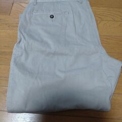 （お話し中）ユニクロパンツ　ウエスト100cmの画像